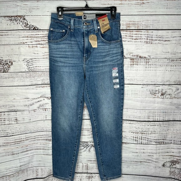 Levi Strauss & Co. Denim - Levi Silver Tab High Waisted Mom Jeans Vintage Wash NWT 27